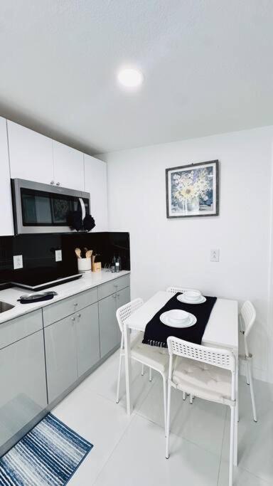 Conociendo Miami Apartman Hialeah Kültér fotó